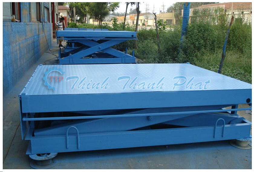 ban-nang-thuy-luc-2000kg-002