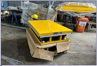 BÀN NÂNG ĐIỆN 2000KG CHIỀU CAO 1.7M