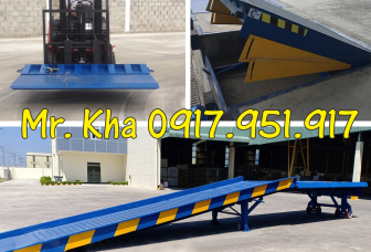 Bàn nâng thủy lực