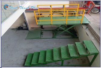 BÀN NÂNG THỦY LỰC CHO XE MÁY XUỐNG HẦM