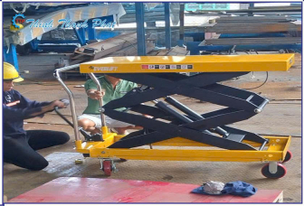 BÀN NÂNG THỦY LỰC ĐẠP CHÂN 300KG