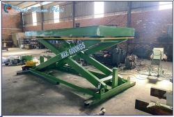 BÀN NÂNG THỦY LỰC GIÁ TỐT TẠI TPHCM