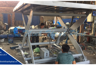 BÀN NÂNG THỦY LỰC - THỊNH THÀNH PHÁT