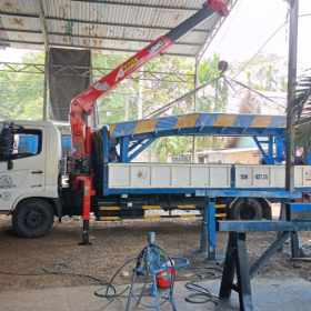 CÁC THIẾT BỊ TRONG NHÀ KHO CÁC THIẾT BỊ TRONG NHÀ KHO