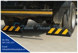 Cao su chặn lùi xe - Chặn bánh xe cao su Cao su chặn lùi xe - Chặn bánh xe cao su