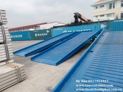 Cầu cho xe nâng dẫn hàng lên container Cầu cho xe nâng dẫn hàng lên container