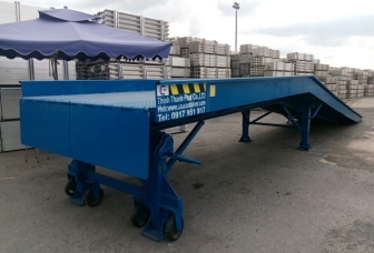 Cầu container- Cầu lên container