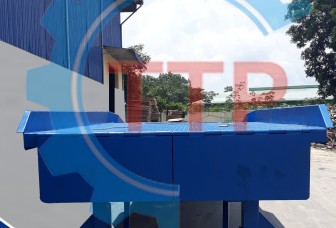 Cầu dẫn xe nâng lên container