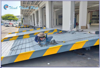 CẦU NỐI LIỀN SÀN KHO VỚI SÀN NHÀ XƯỞNG