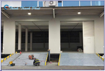 CẦU NỐI LIỀN SÀN KHO VỚI SÀN NHÀ XƯỞNG