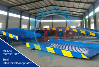 Cầu xe nâng container