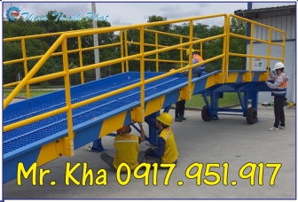 Cầu xe nâng sàn lưới thép Grating