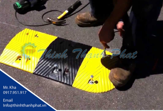 Gờ giảm tốc cao su