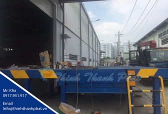 Sàn Nâng Thủy Lực - Free Standing Dock Leveler