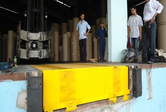 Sàn nâng thủy lực TTP-01