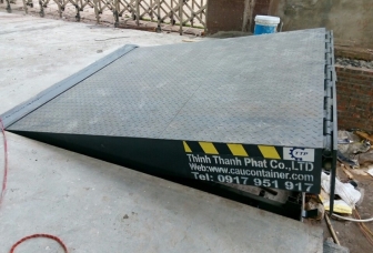 Sàn nâng tự động thủy lực (Hydraulic dock leveler)
