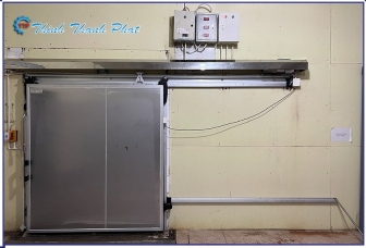 SẢN PHẨM CỬA KHO - XƯỞNG TTP