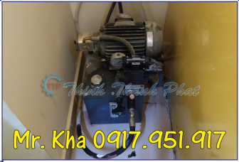 THANG MÁY TỜI HÀNG THỦY LỰC