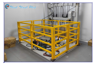 THANG NÂNG HÀNG 500kg