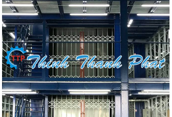 Thang nâng hàng thủy lực TTP-01