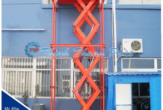 Thang nâng thủy lực