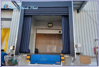THIẾT BỊ TRÙM TÚI KHÍ CÁCH NHIỆT PHÍA SAU XE